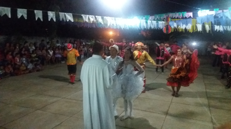 Quadrilha junina da Unidade Escolar Cipriano Leite